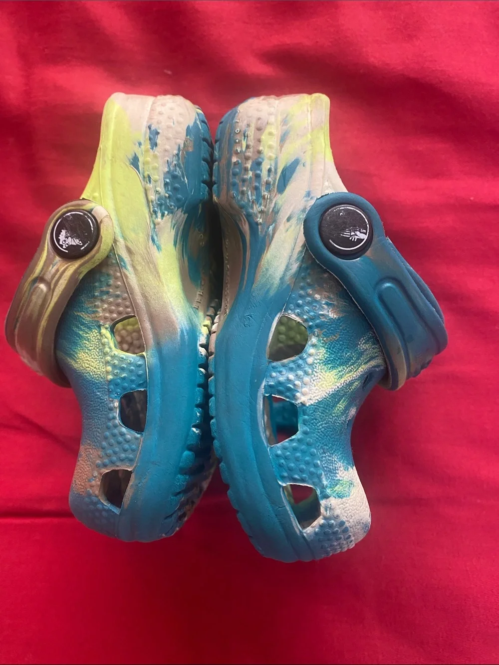 CROCS Kids Tie-Dye Clog in Blue, Yellow & White